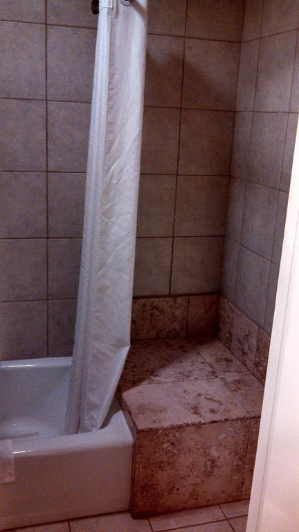Trails End Motel Sheridan Room photo